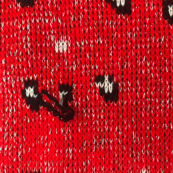 Women’s Vintage Turtle Bay Red and Black Penguin Chunky Knit Novelty Sweater - Picture 7 of 7